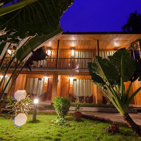 TSG Blue Resort Radhanagar beach Extérieur photo